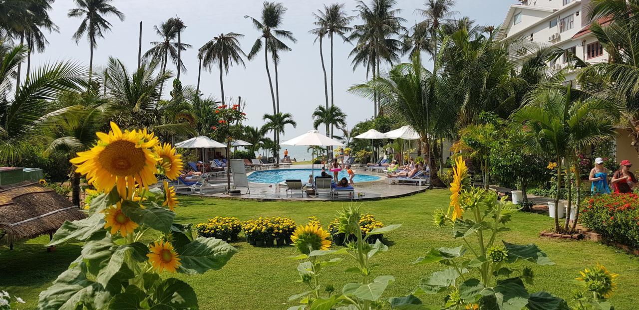 Sun & Sands Beach Hotel Mui Ne Exterior photo